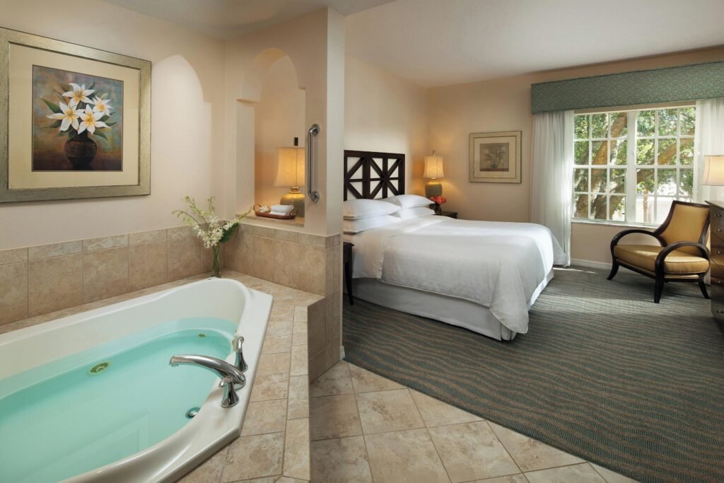 hotels with jacuzzi in room orlando