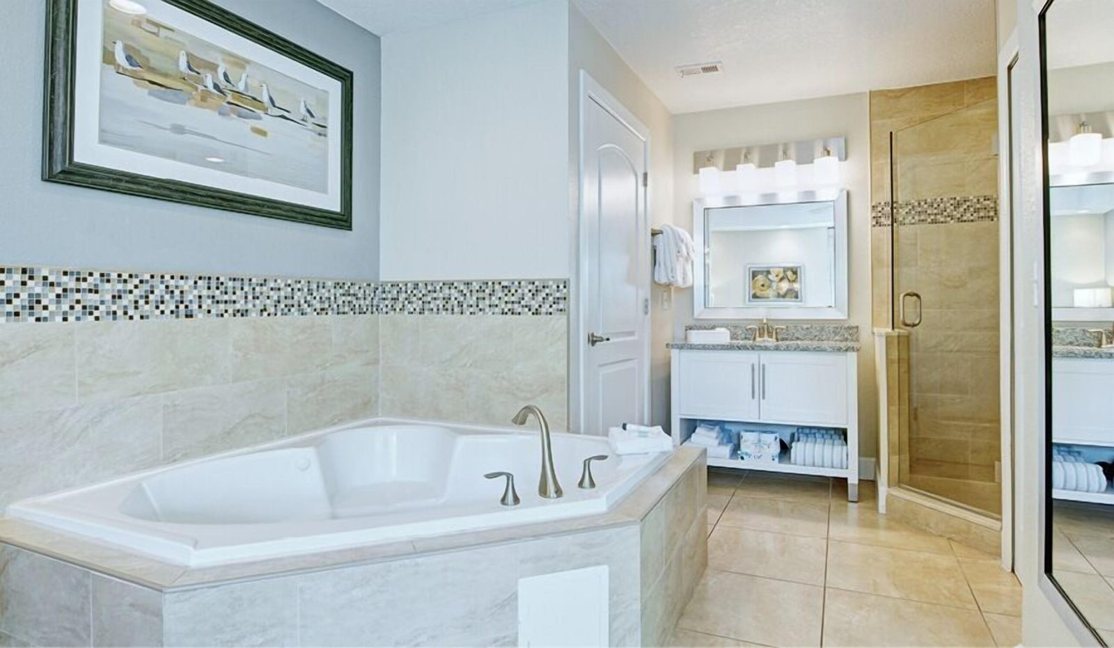 Summer Bay Orlando by Exploria Resorts jacuzzi suite Four Corners Florida