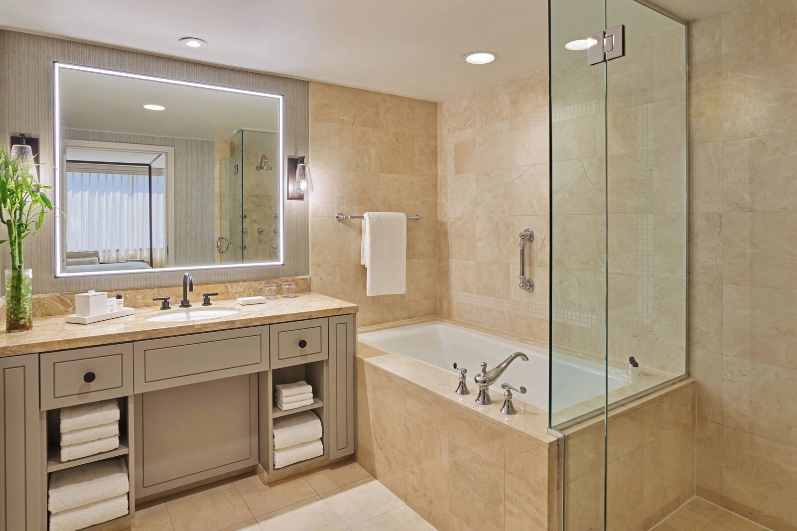 The Whitley a Luxury Collection Hotel Atlanta Buckhead jacuzzi suite