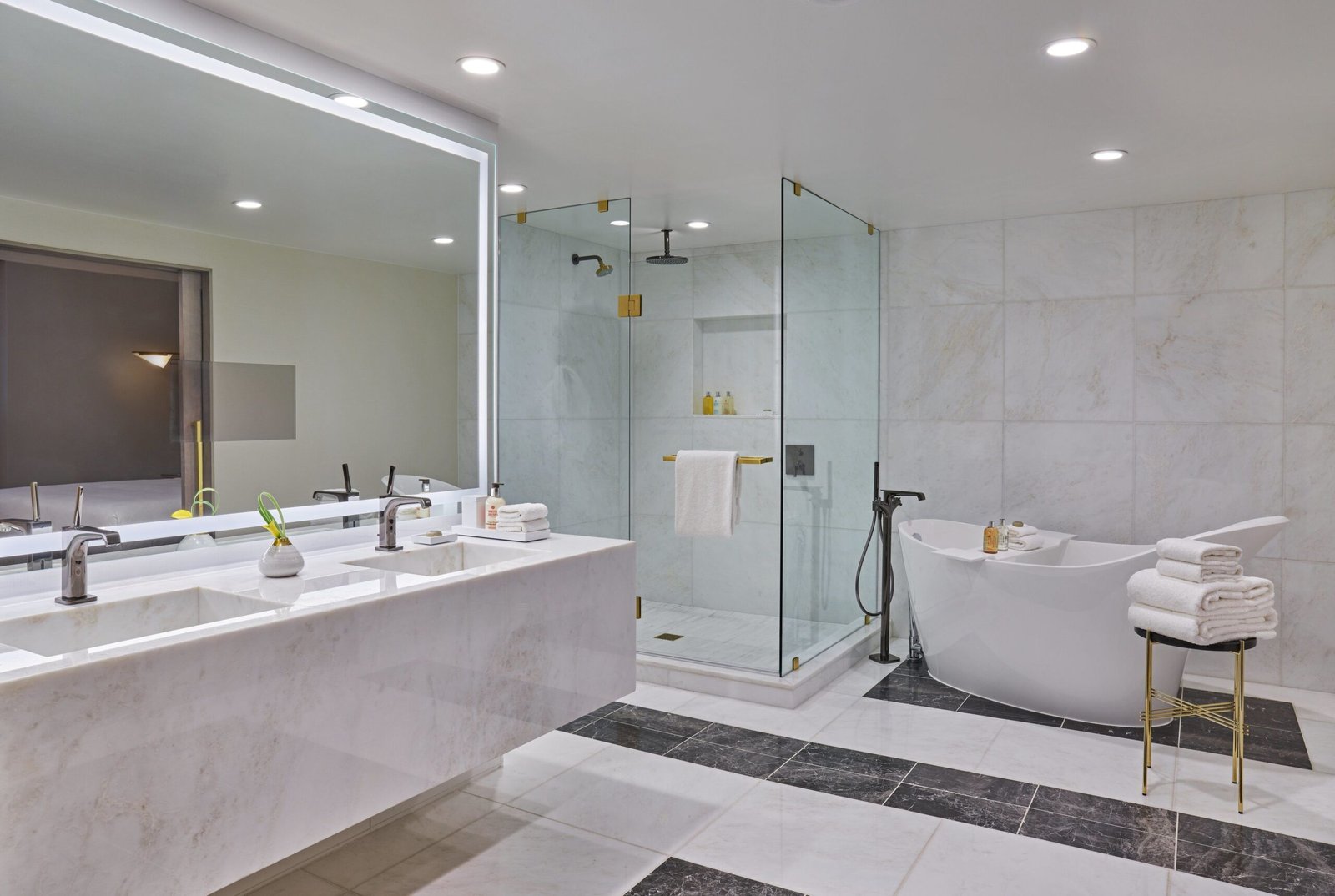 Hotel Crescent Court Dallas jacuzzi suite Uptown