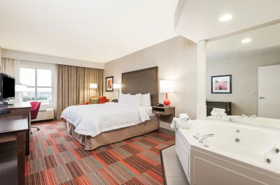 Hampton Inn Charlotte Uptown jacuzzi suite near Convention Center