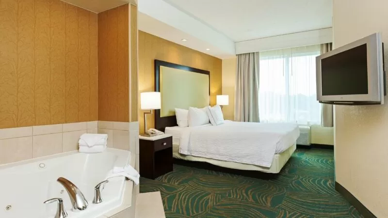 SpringHill Suites Charlotte Lake Norman Mooresville jacuzzi suite hot tub