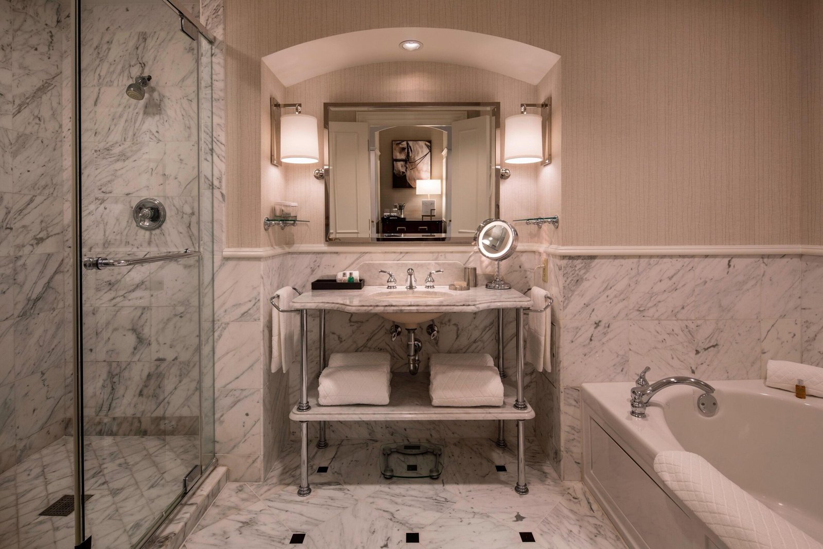 The Ballantyne A Luxury Collection Hotel Charlotte jacuzzi suite spa