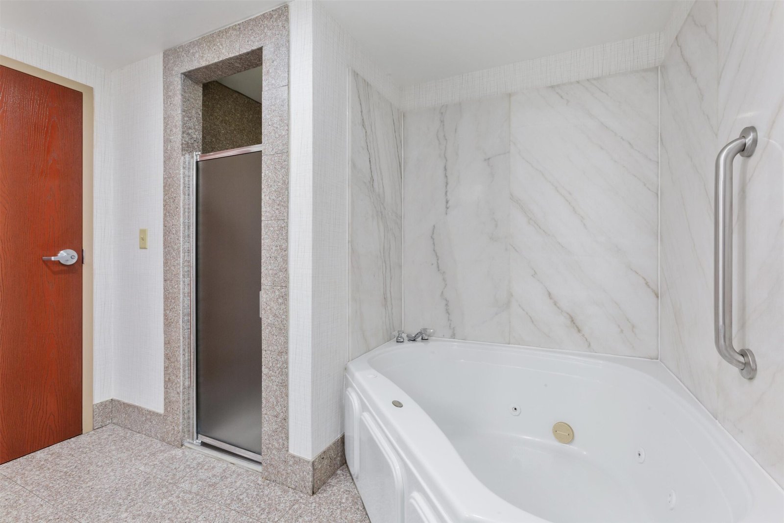 Best Western Plus Belle Meade Inn Suites Nashville jacuzzi suite most affordable