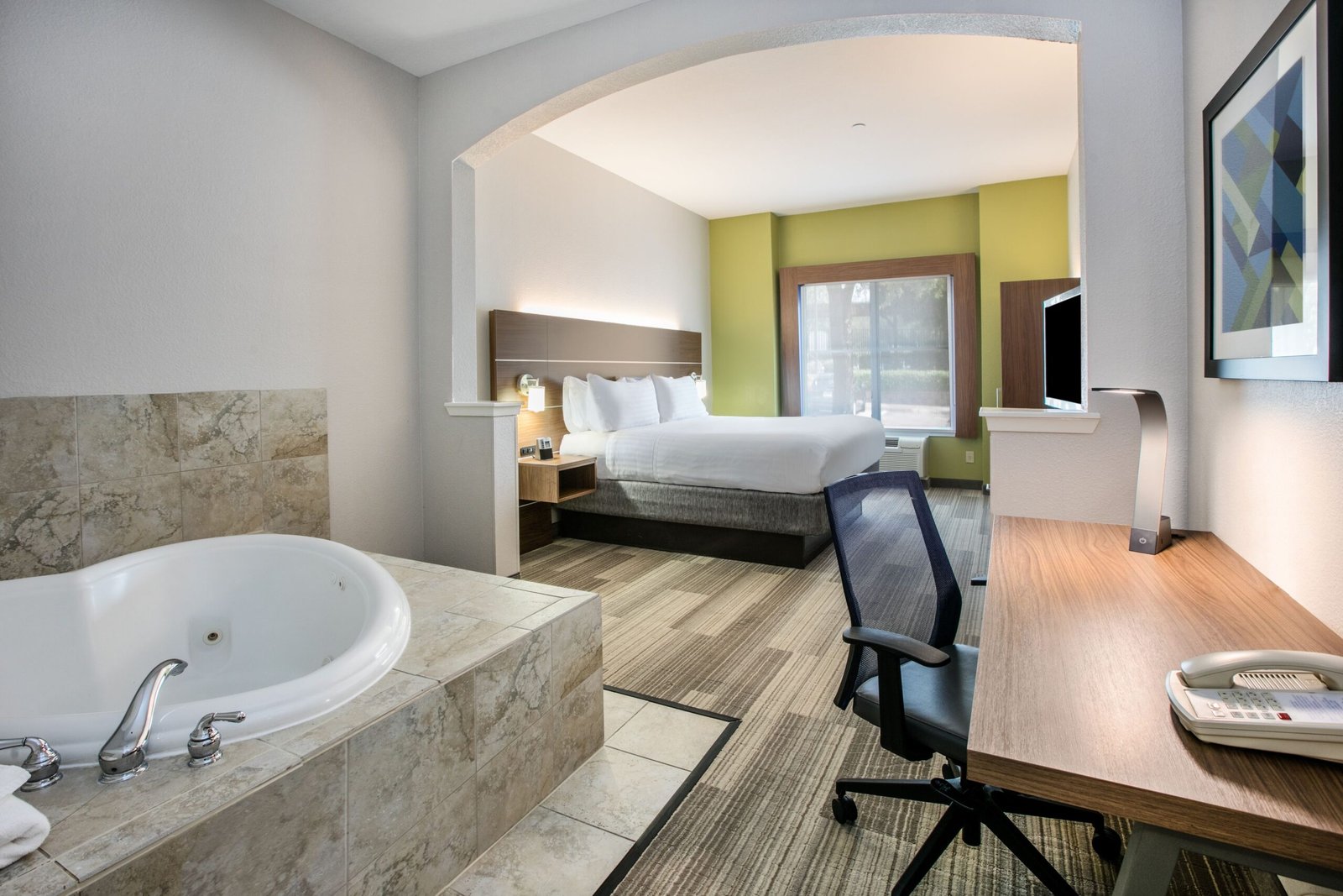 Holiday Inn Express Hotel Suites Dallas Grand Prairie jacuzzi suite best near Six Flags