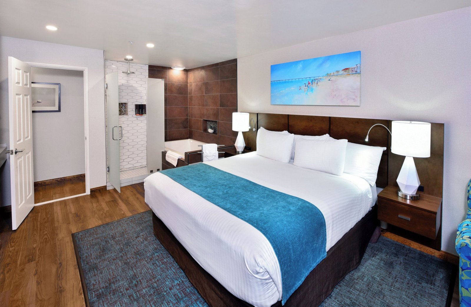 Old Town Inn jacuzzi suite best near old town