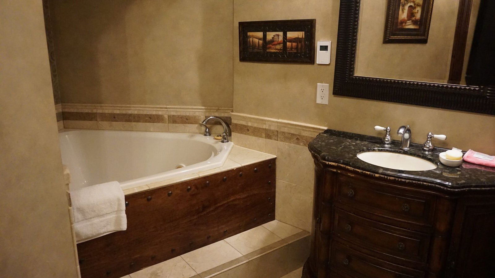 Arrowhead Manor Bed and Breakfast Inn and Event Center jacuzzi suite best near red rocks