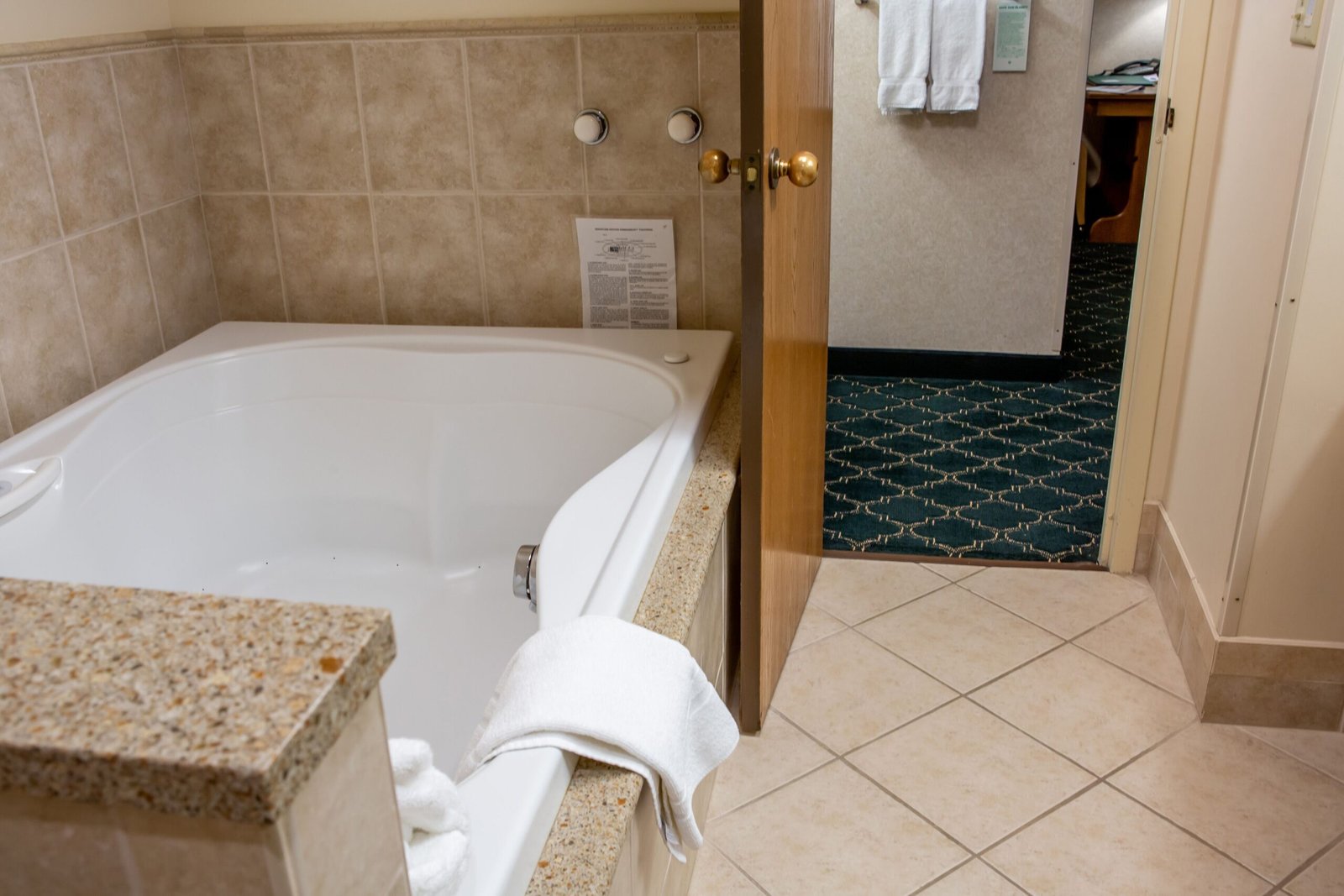 Bavarian Inn of Frankenmuth jacuzzi suite best resort stay