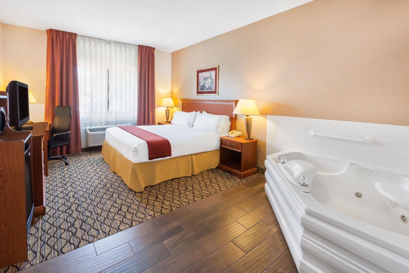 Baymont by Wyndham Chelsea jacuzzi suite best value in chelsea