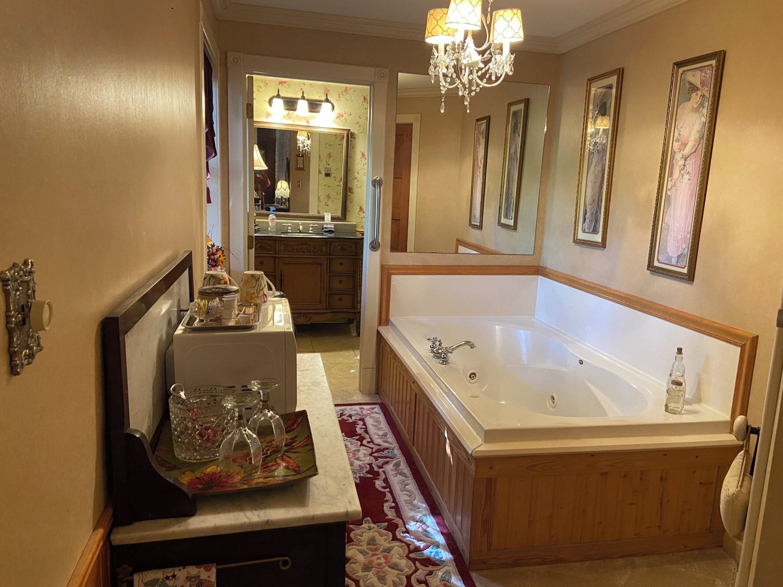 Bridgeford House Bed and Breakfast jacuzzi suite highest-rated stay
