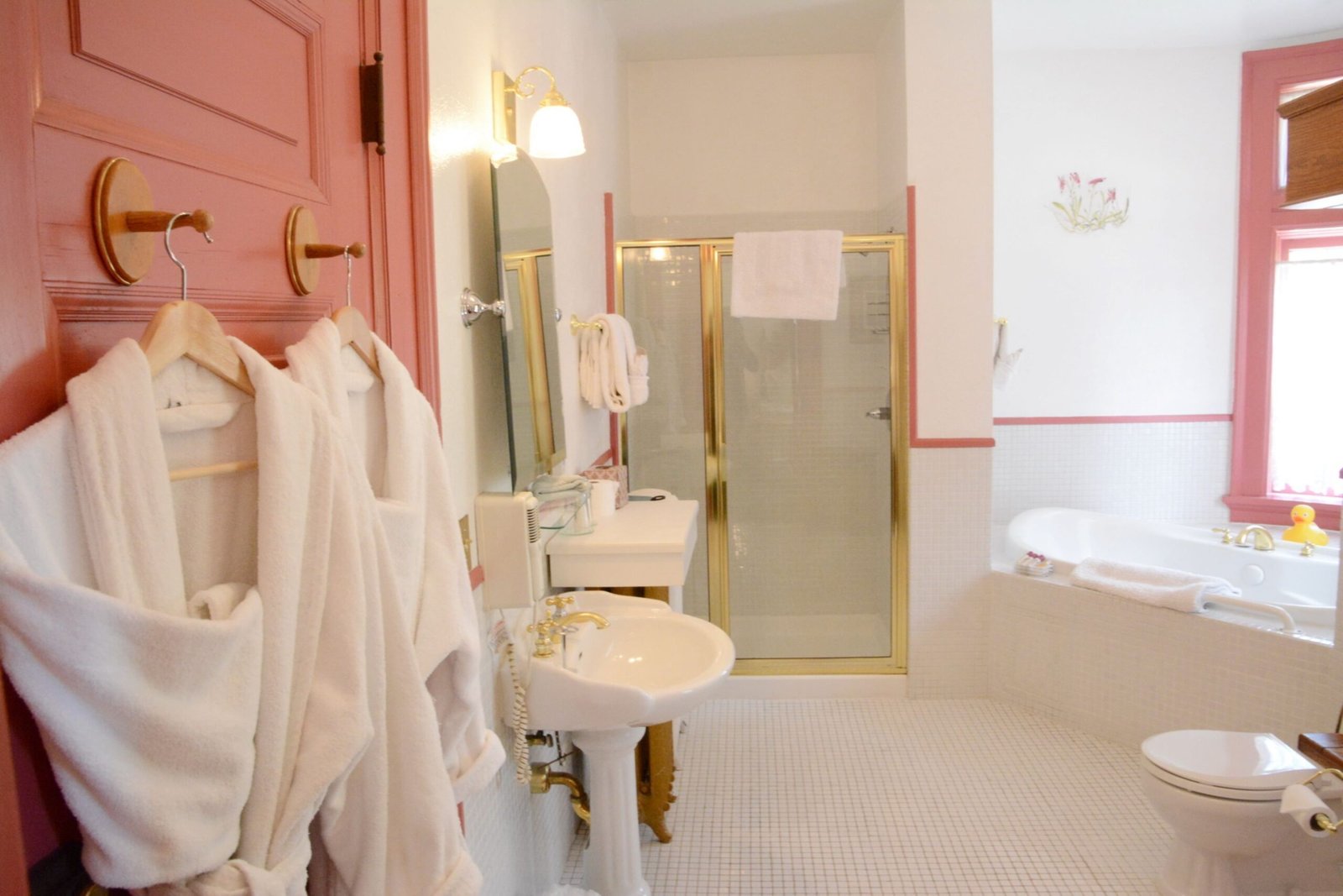 Capitol Hill Mansion B&B Inn jacuzzi suite most romantic