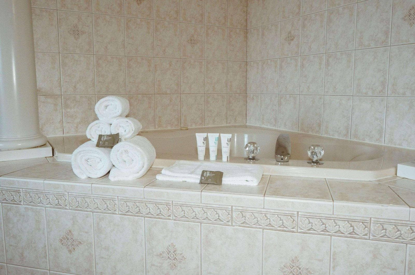 Country Inn & Suites by Radisson Myrtle Beach SC jacuzzi suite best near golf courses