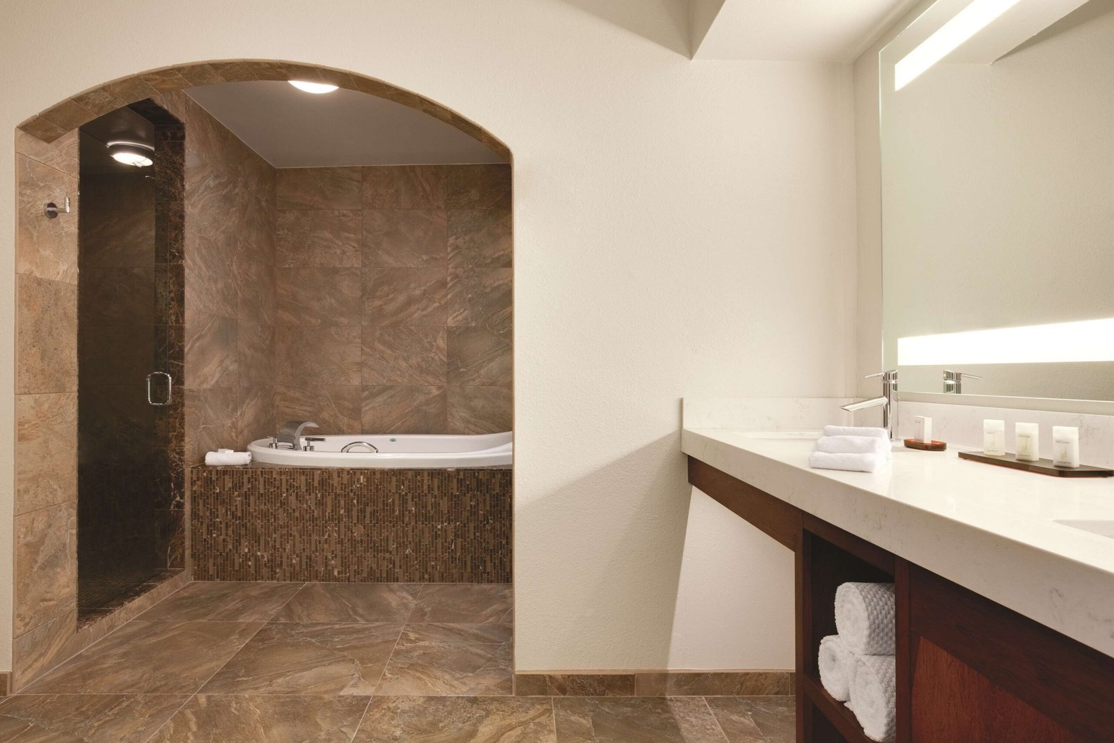 Embassy Suites by Hilton Scottsdale Resort jacuzzi suite best value luxury