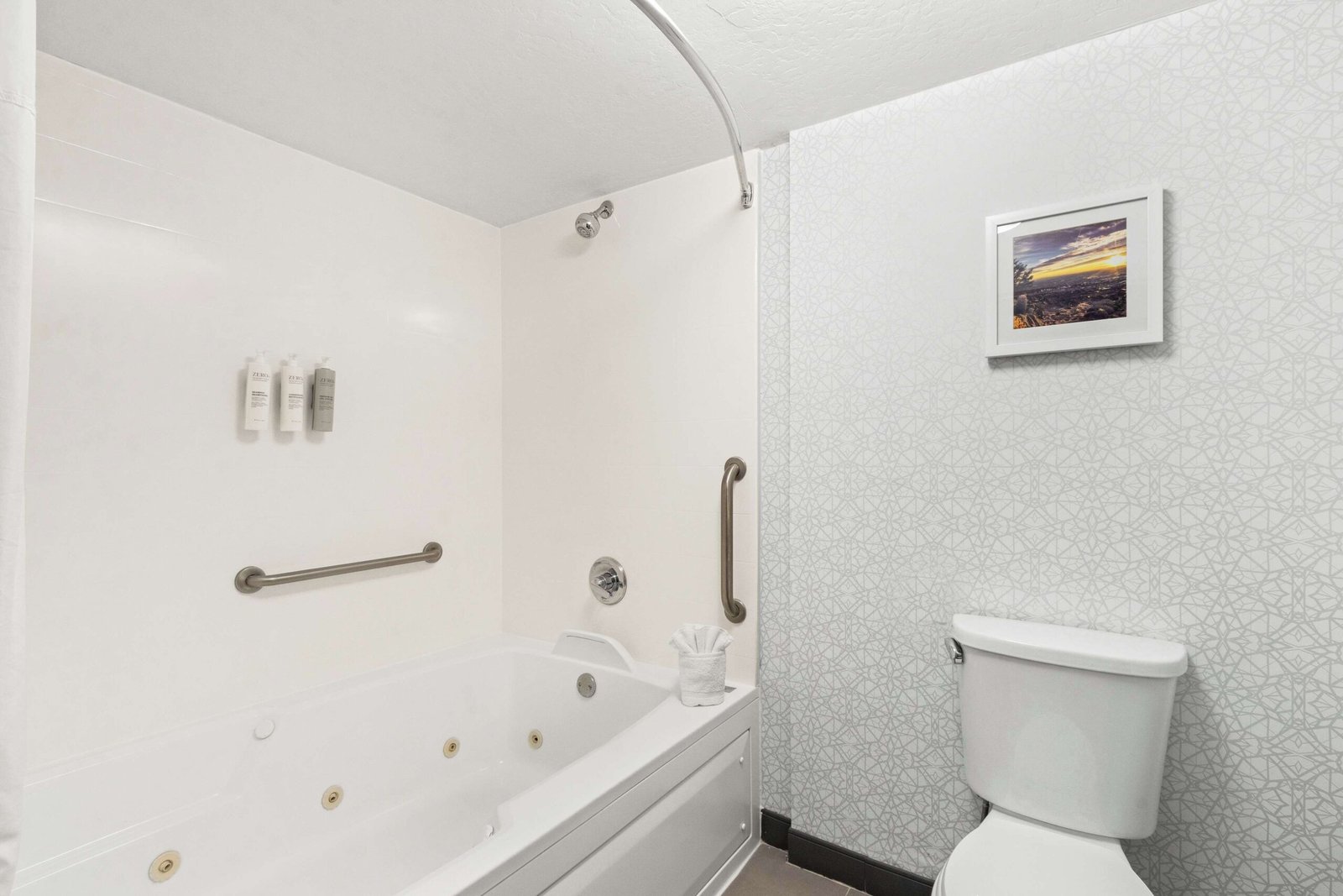 Hampton Inn & Suites Phoenix-Goodyear jacuzzi suite highest-rated stay