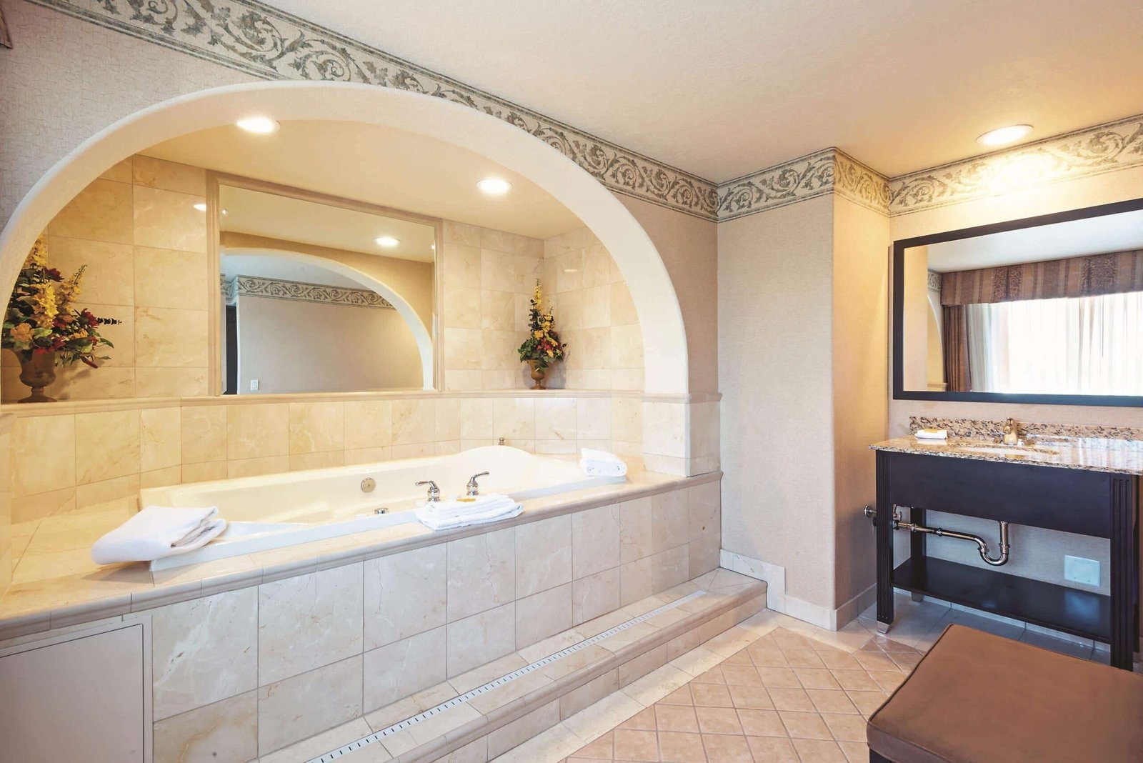 La Quinta Inn & Suites by Wyndham Boise Towne Square jacuzzi suite best near boise towne square mall