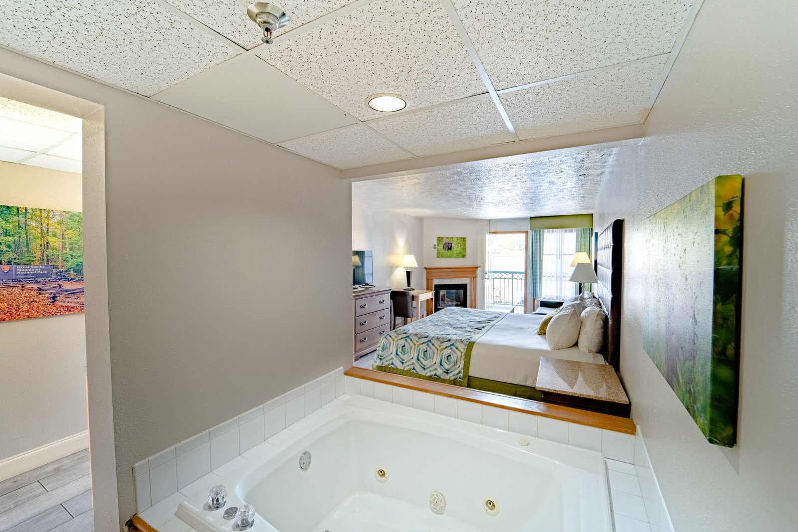 Accommodation By Willow Brook Lodge jacuzzi suite best overall