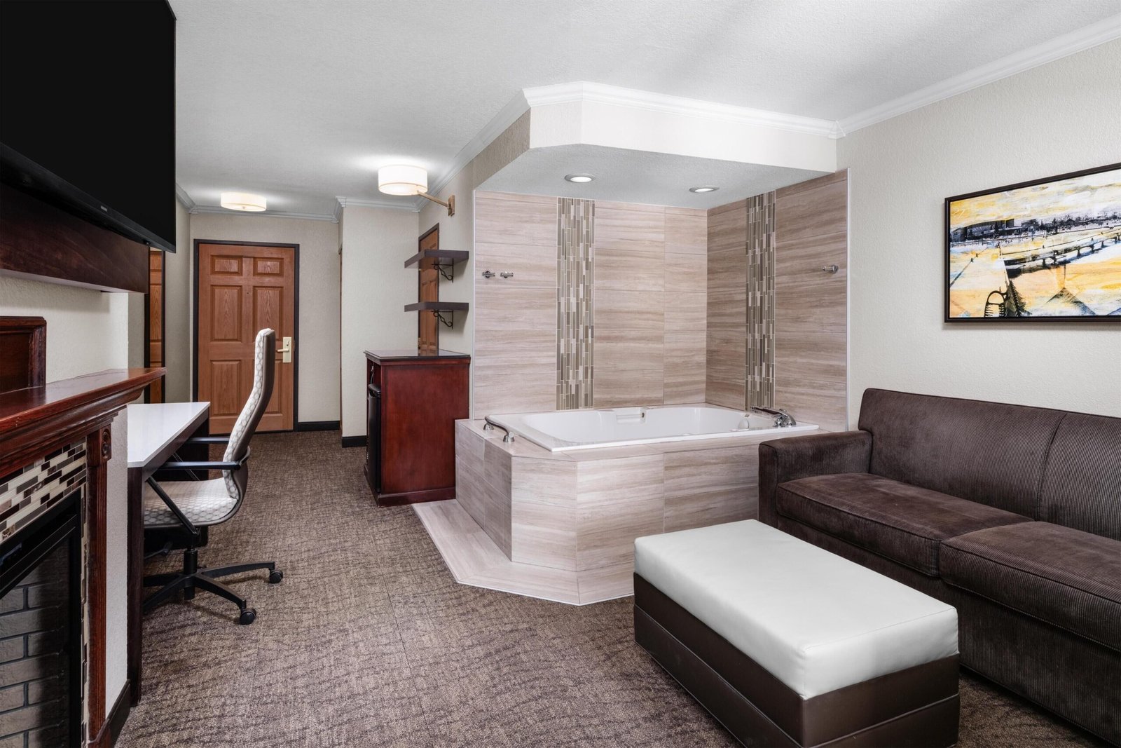 Best Western Premier Bridgewood Resort Hotel jacuzzi suite best overall