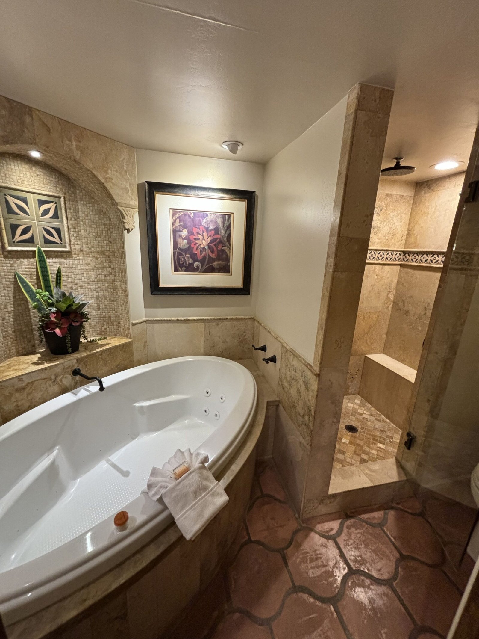 Casa Sedona Inn Adults Only jacuzzi suite highest-rated stay