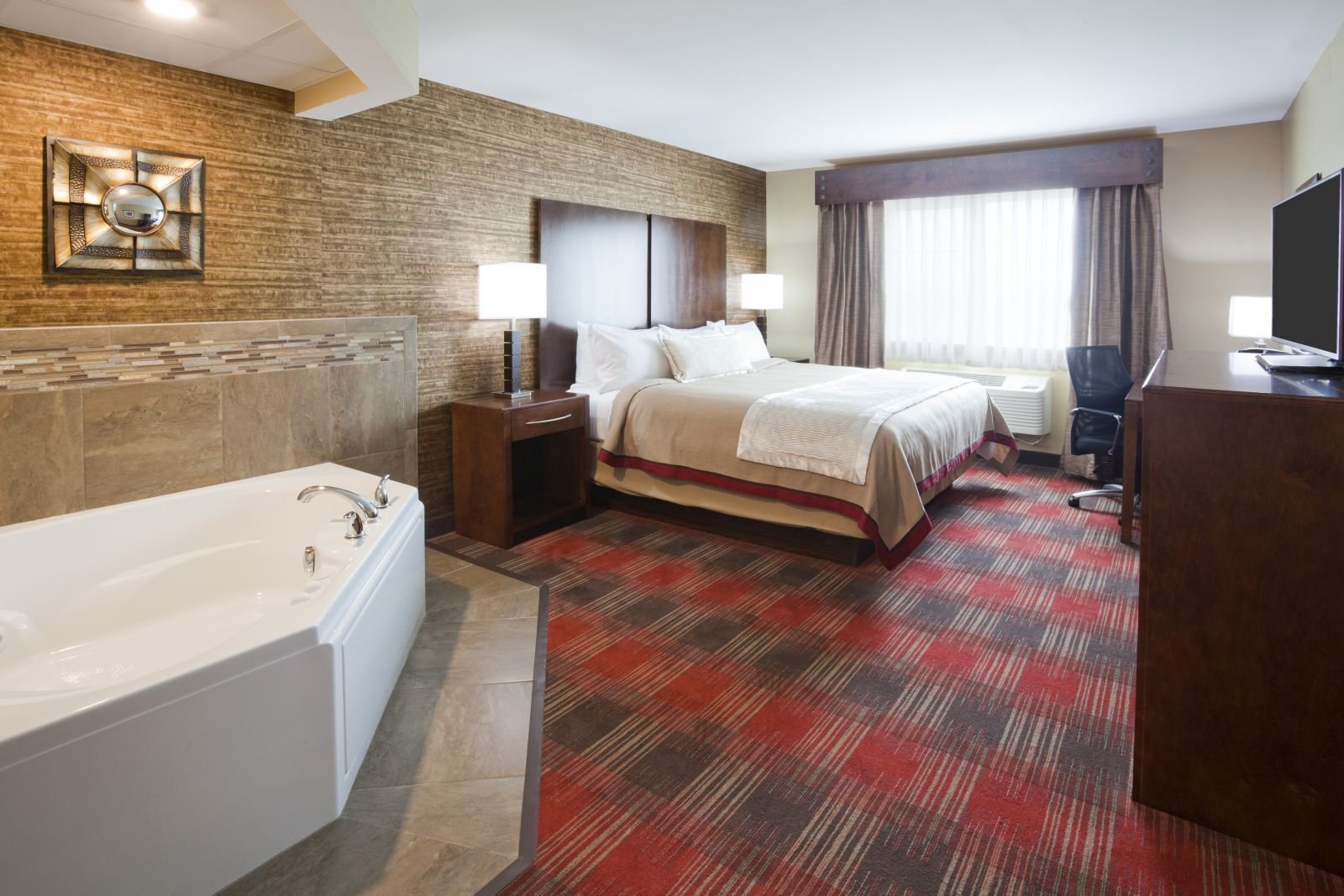 Gateway Park Hotel and Suites jacuzzi suite best overall
