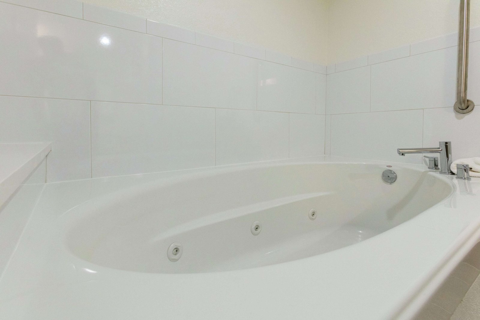 Hampton Inn St. Augustine Beach jacuzzi suite best overall
