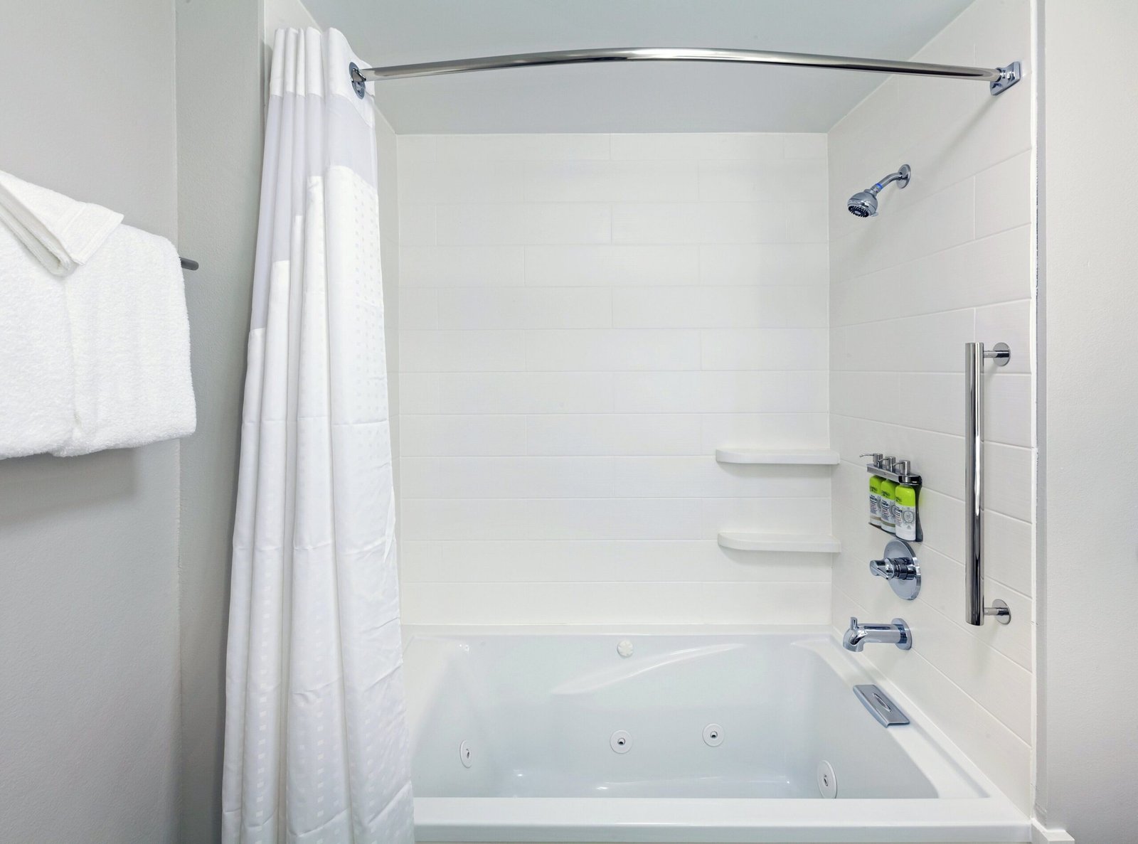 Holiday Inn Express & Suites Tulsa South - Woodland Hills by IHG jacuzzi suite most affordable