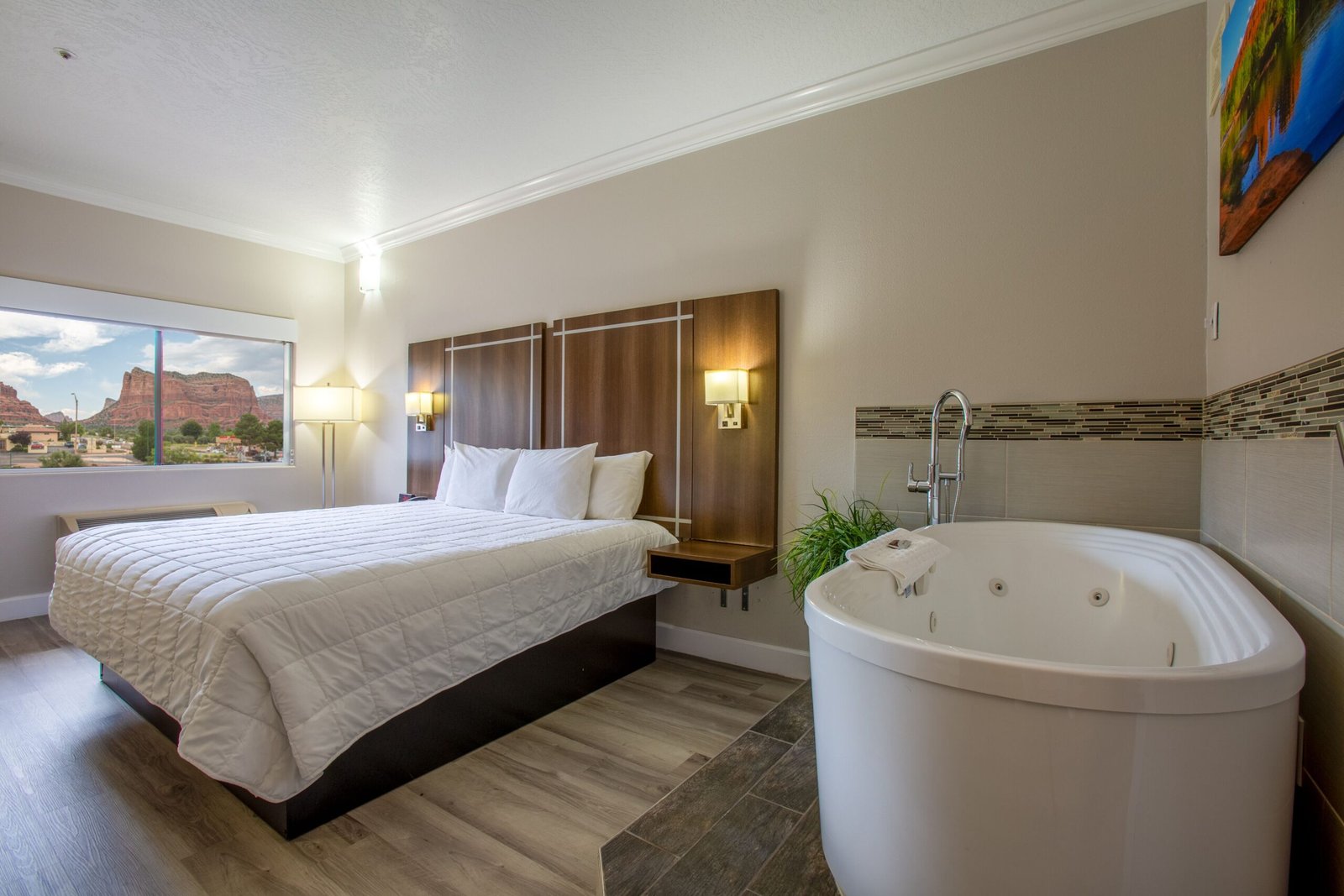 Wildflower Inn at Bell Rock jacuzzi suite best overall